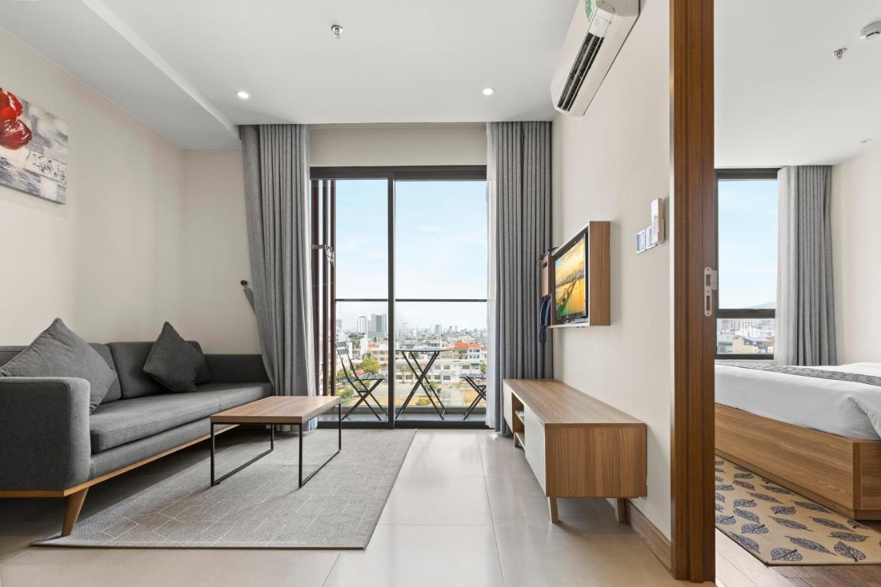 Moon Hotel And Apartment Da Nang Exterior photo